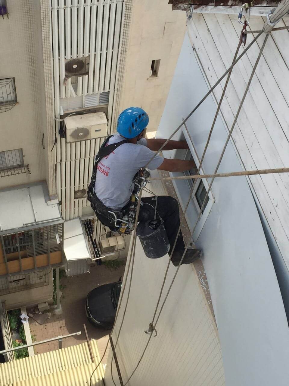   איטום קירות חיצוניים